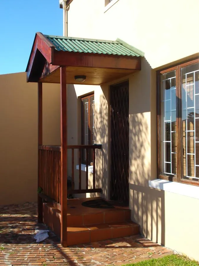 Duck And Doolittle Bed & Breakfast Kommetjie 3*,